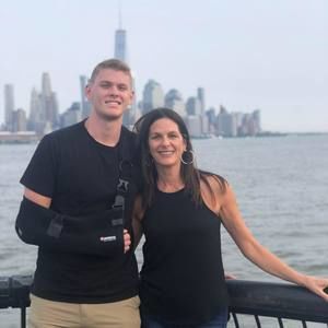 Meet your Posher, Wendy